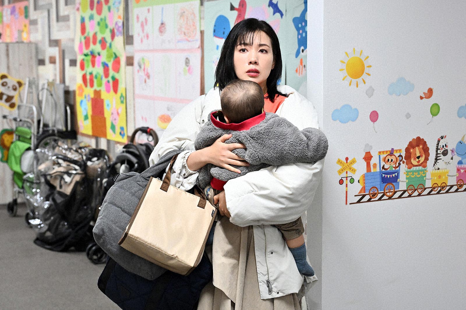 仲里依紗「不適切にもほどがある！」第2話より（C）TBS