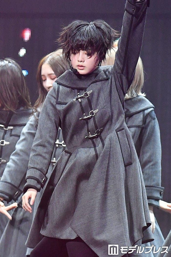 欅坂46ライブレポ3周年アニラ 日本武道館 黒い羊 平手友梨奈の演出にファンどよめき わずか 90分 に凝縮された世界観 セットリスト 欅坂46 3rd Year Anniversary Live モデルプレス 欅坂46ライブレポ3周年アニラ 日本武道館 黒い羊 平手友梨奈の演出にファンどよめき わずか 90分 に凝縮された世界観 セットリスト 欅坂46 3rd Year Anniversary Live モデルプレス