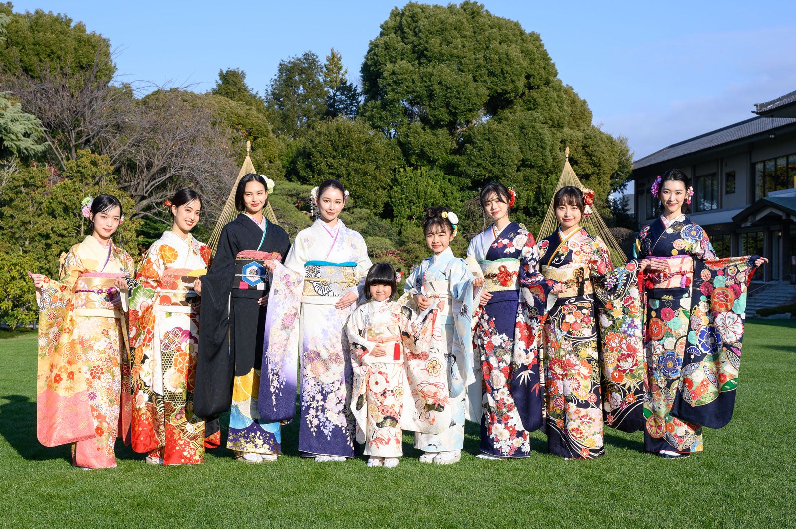 早瀬憩、新関碧、白河れい、結城モエ、永尾柚乃、浅田芭路、紺野彩夏、其原有沙、桜井凜（提供写真）