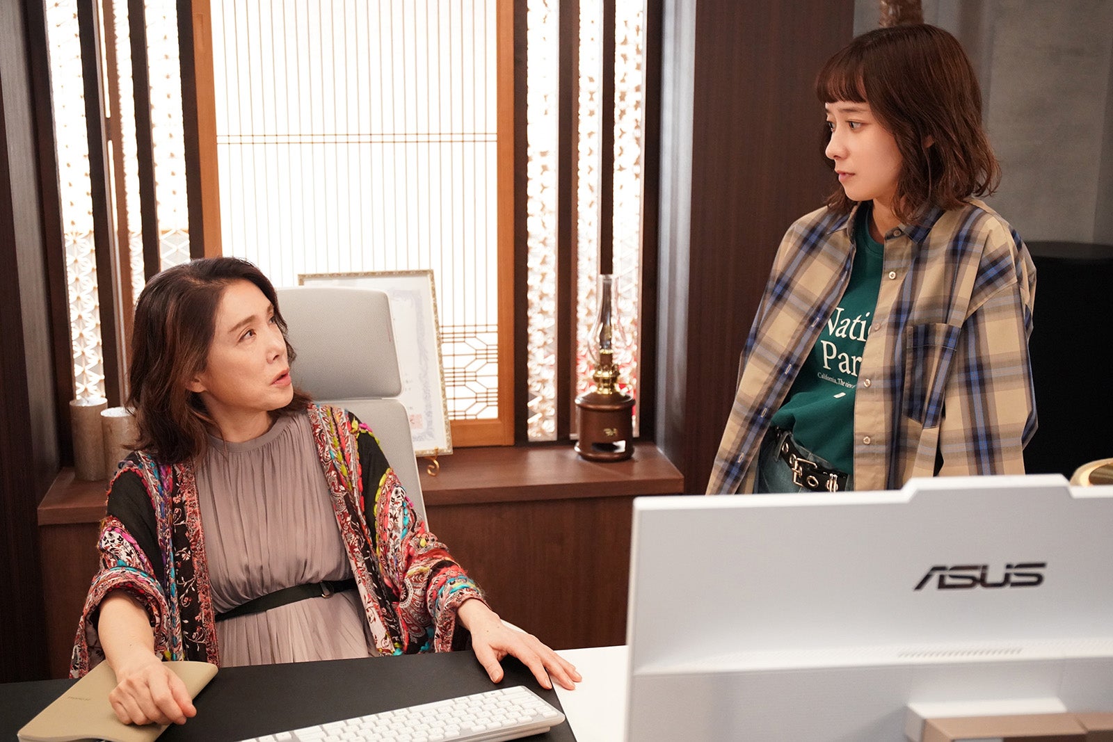 筒井真理子、堀田真由「若草物語―恋する姉妹と恋せぬ私―」第5話（C）日本テレビ