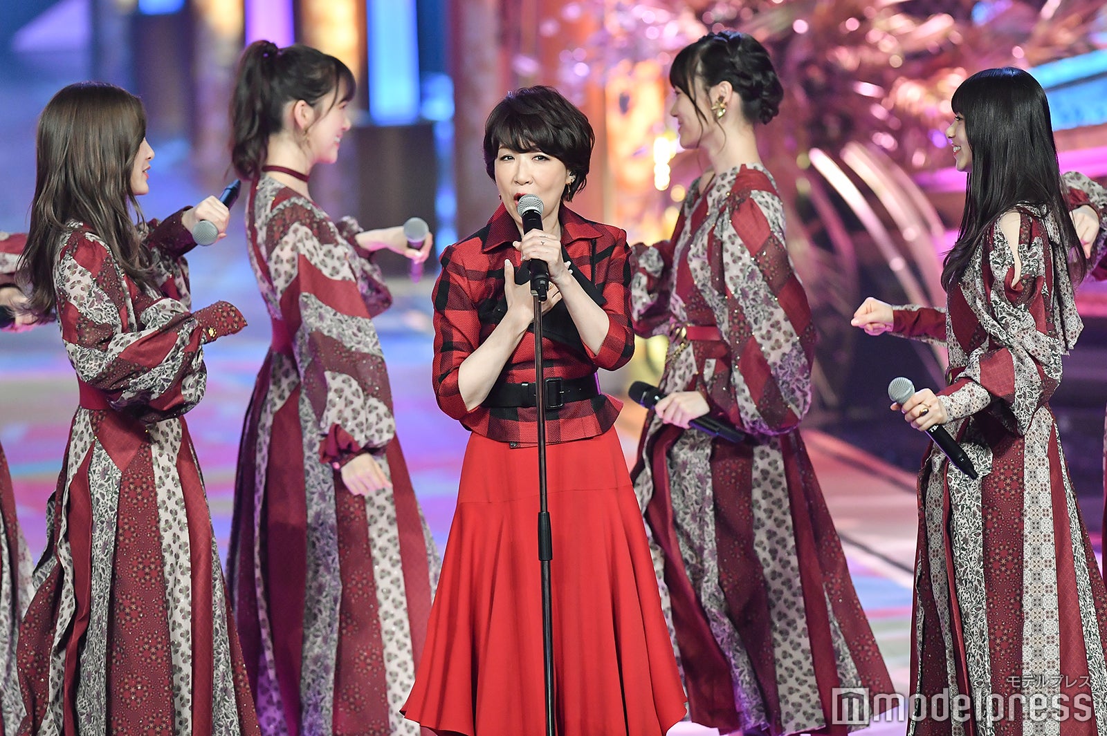 （C）モデルプレス