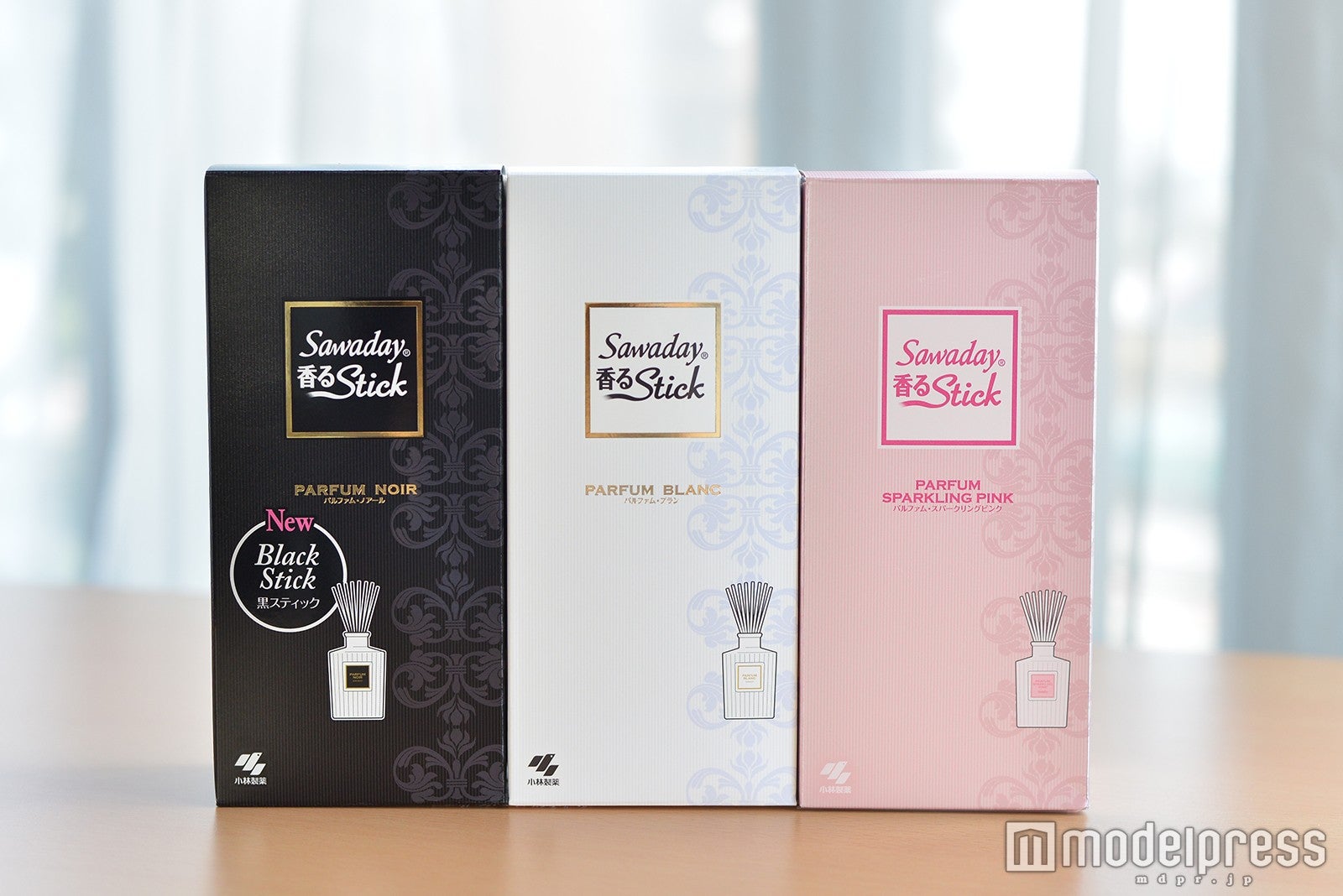 PARFUMシリーズ（C）モデルプレス