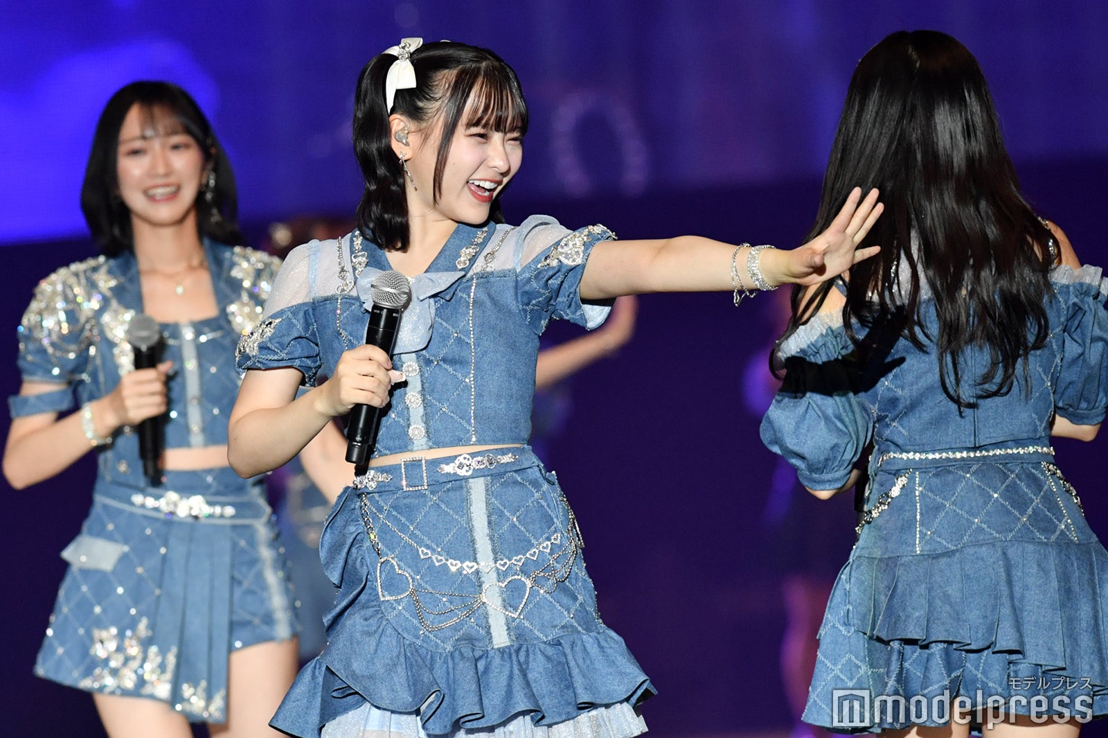 ＝LOVE（C）モデルプレス