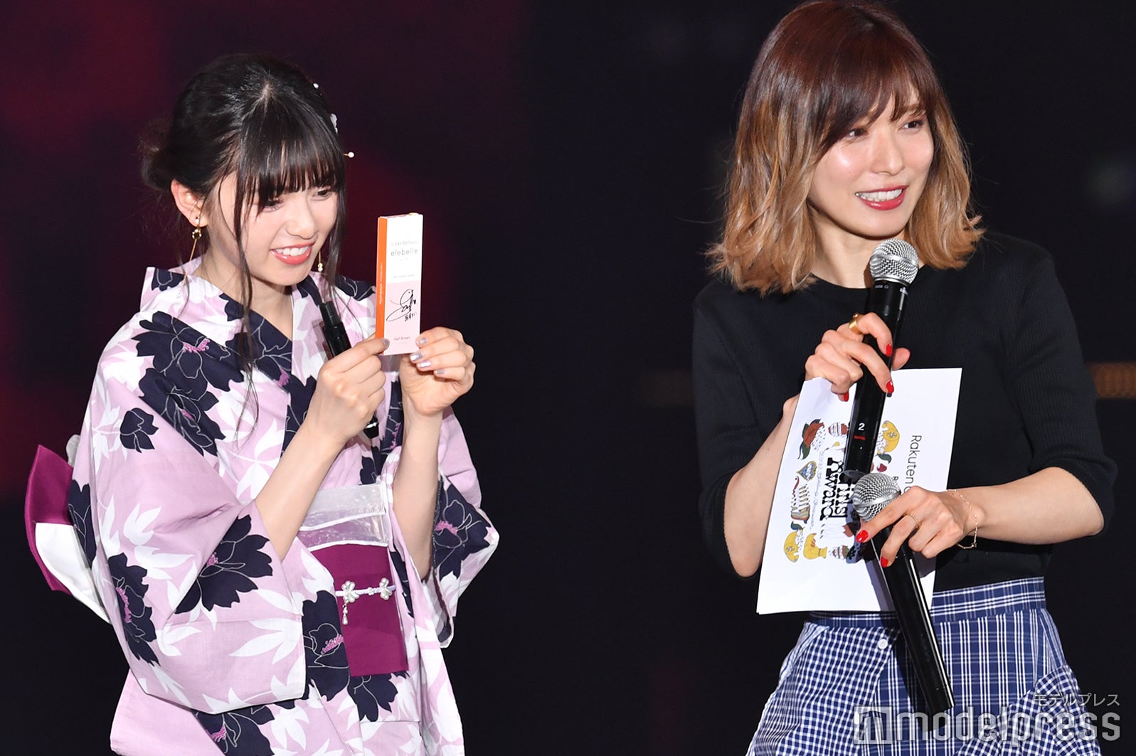 齋藤飛鳥、松岡茉優 （C）モデルプレス