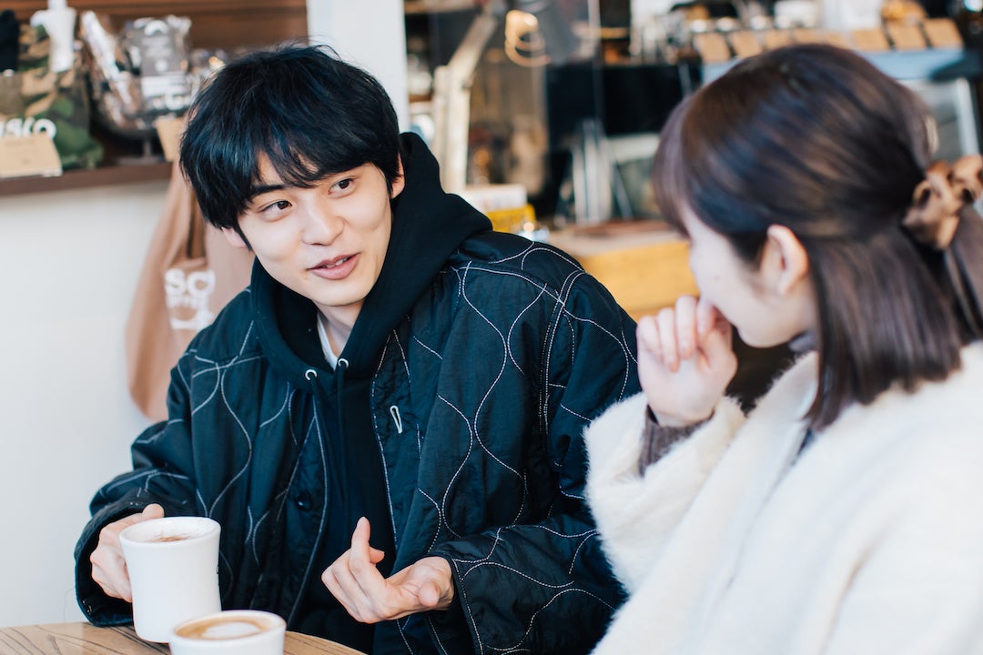 鈴木志遠、橋下美好「恋愛ドラマな恋がしたい～Kiss me like a princess～」第2話（C）AbemaTV, Inc.