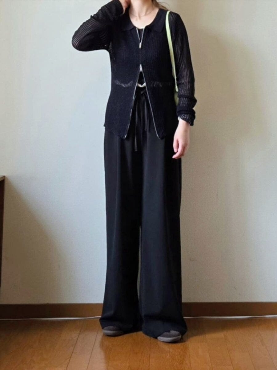 黒パンツコーデ3