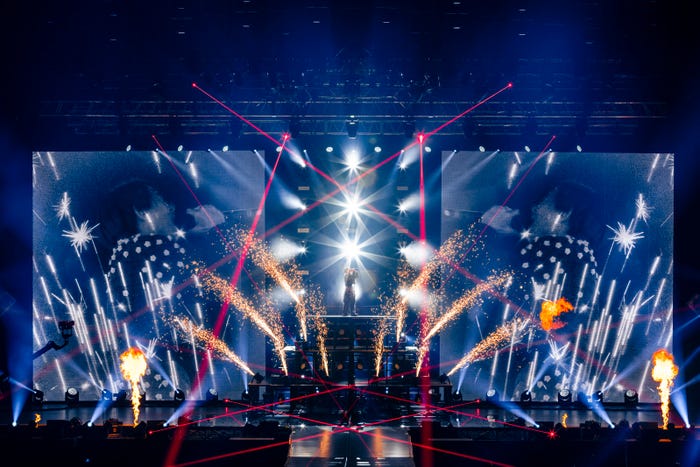 三宅健(C)TOBE Co., Ltd.