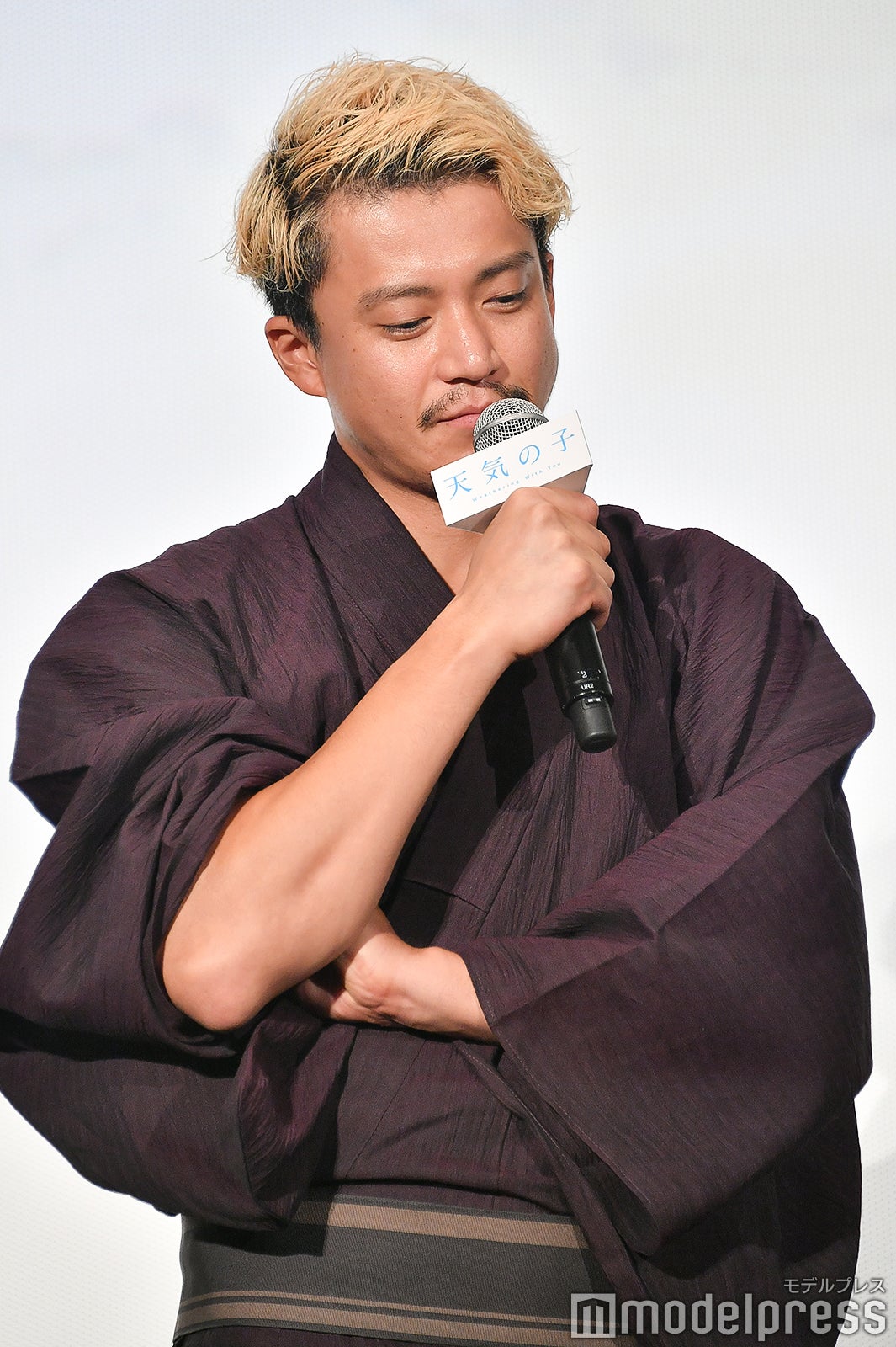 小栗旬（C）モデルプレス