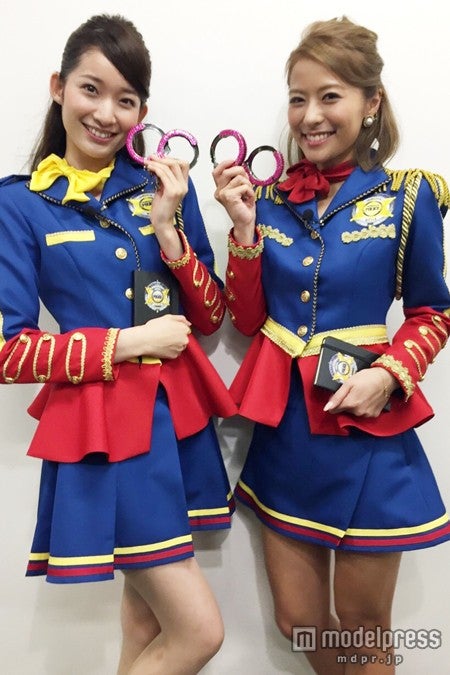 神戸蘭子＆杉枝真結、ミニスカ美女ポリス姿「ビシバシ楽しく取り締まりたい」