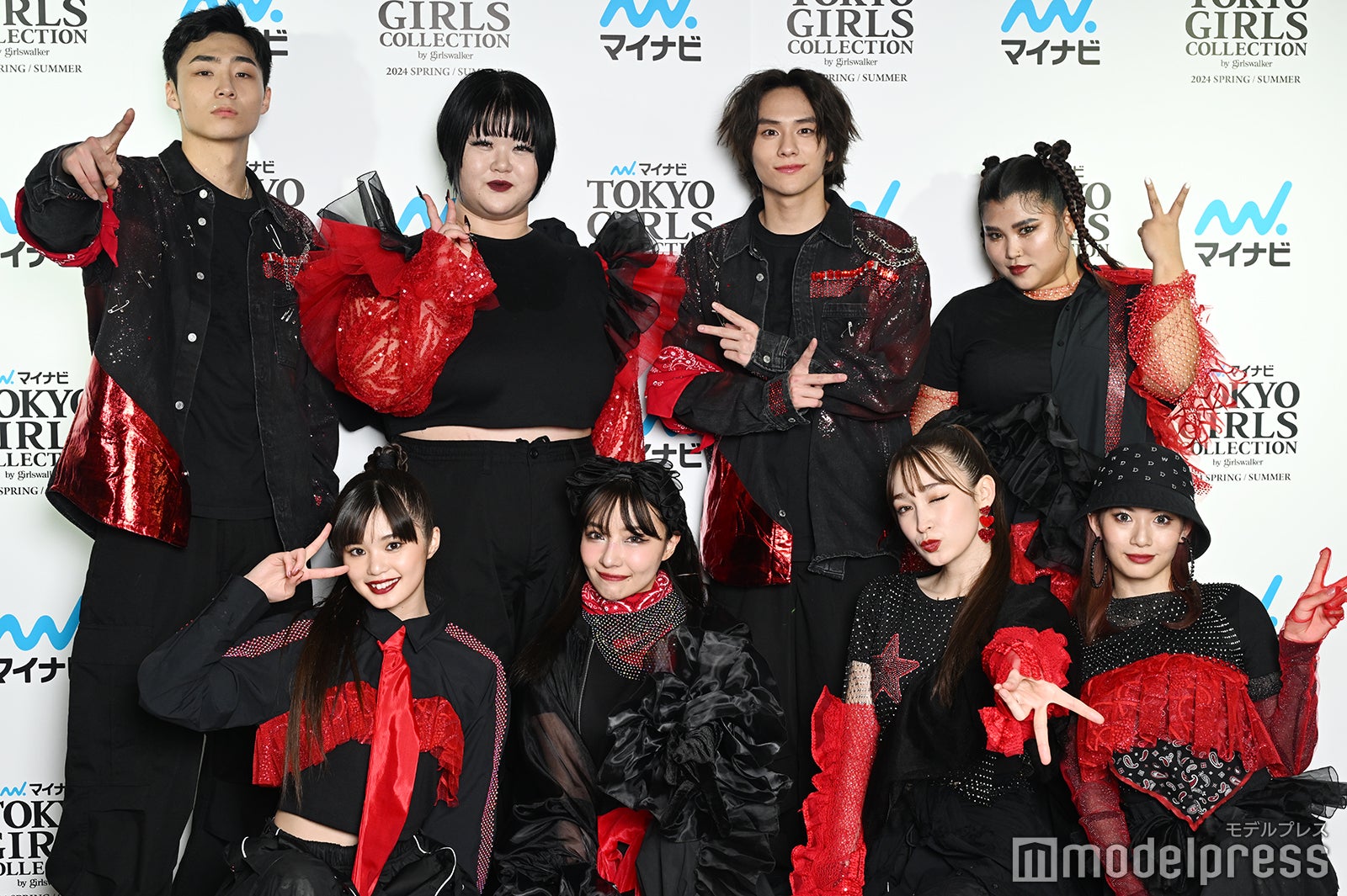 （後列左から）八村倫太郎、このちゃん、山下幸輝、JESSICA（前列左から）原田都愛、村瀬紗英、藤井サチ、RUI（C）モデルプレス