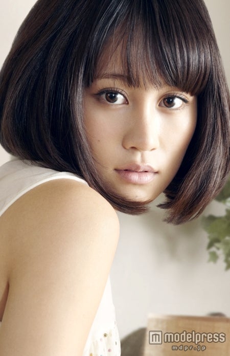 前田敦子、卒業後にソロライブ　2ndシングル詳細発表