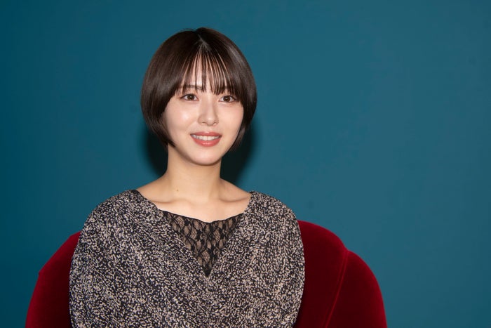 浜辺美波が今年の夏“こっそり行きたいところ”