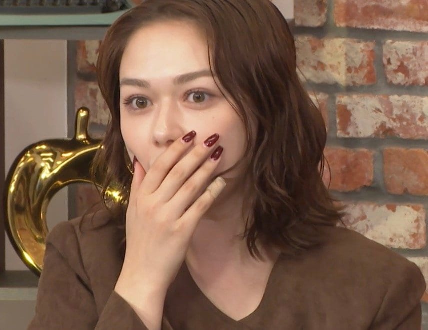 村重杏奈「苦しくて観れなかった」友人・宮脇咲良への切ない葛藤を告白「SAKURAがすごく泣くんですよ」