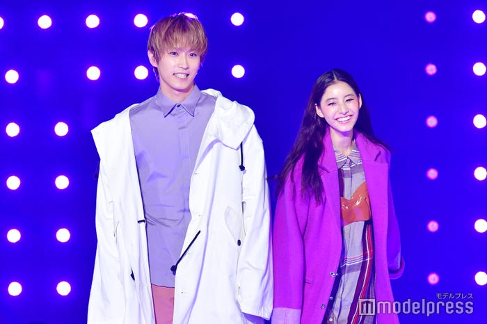 杉野遥亮、新木優子(C)モデルプレス
