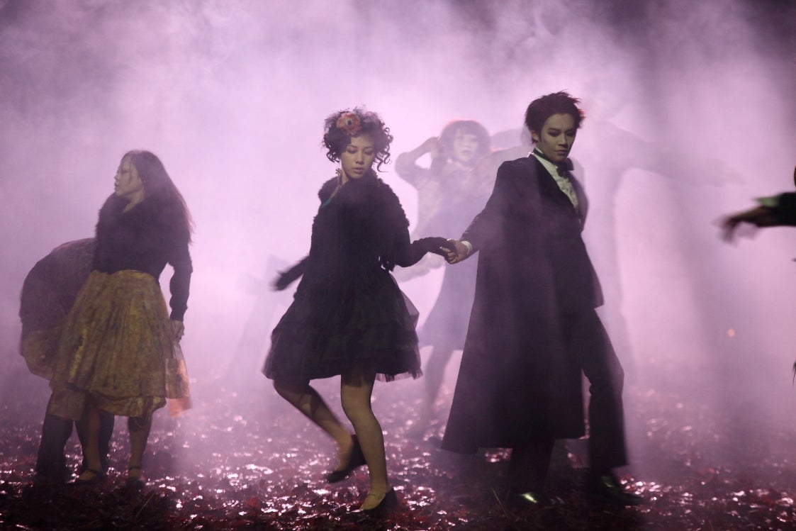 小出恵介、仲里依紗