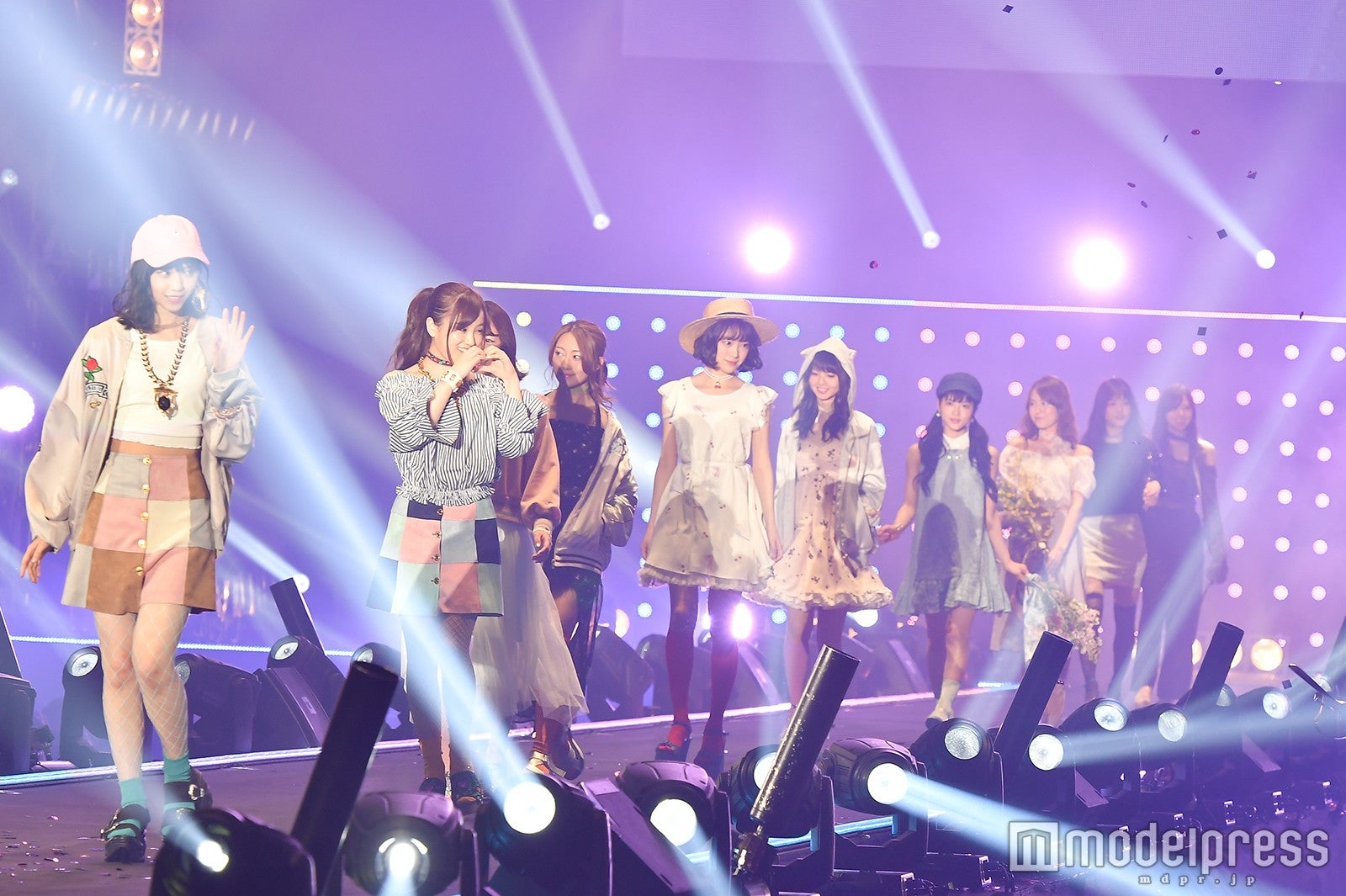 乃木坂46運営、ファンにお知らせ「当面の間、中止」