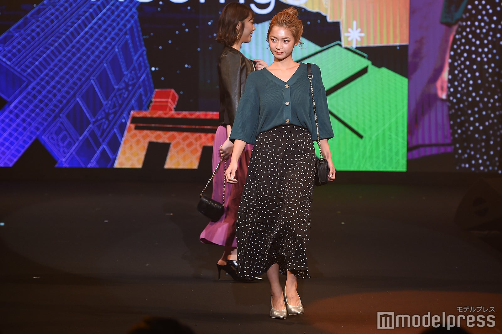 （C）モデルプレス