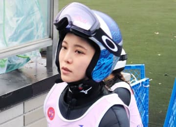 ジャンプ 高梨沙羅 本番使用のスキー＆スーツ決まった「不安材料なくなった気がする」2度目公式練習98メートル さぁ7日ノーマルヒル