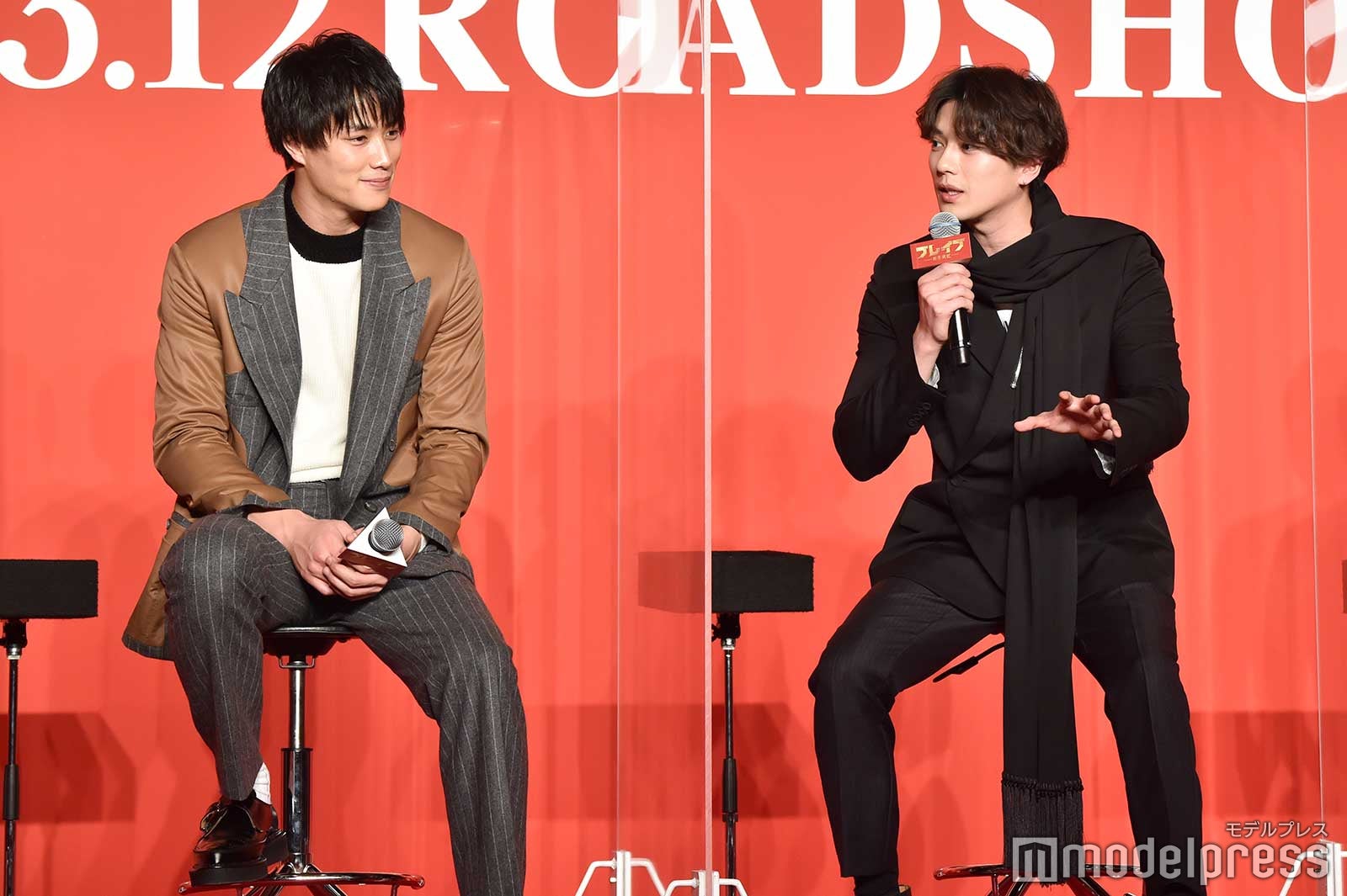 鈴木伸之、新田真剣佑 （C）モデルプレス