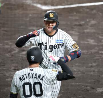 阪神・大山の19号ソロで先制 勝てば優勝マジック「3」となる重要な一戦で4年ぶり20号に王手