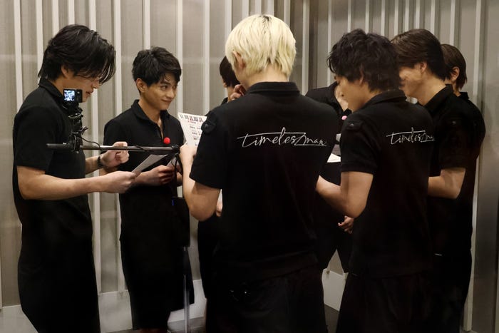 菊池風磨、佐藤勝利、松島聡、篠塚大輝、橋本将生、原嘉孝、寺西拓人、猪俣周杜(C)フジテレビ