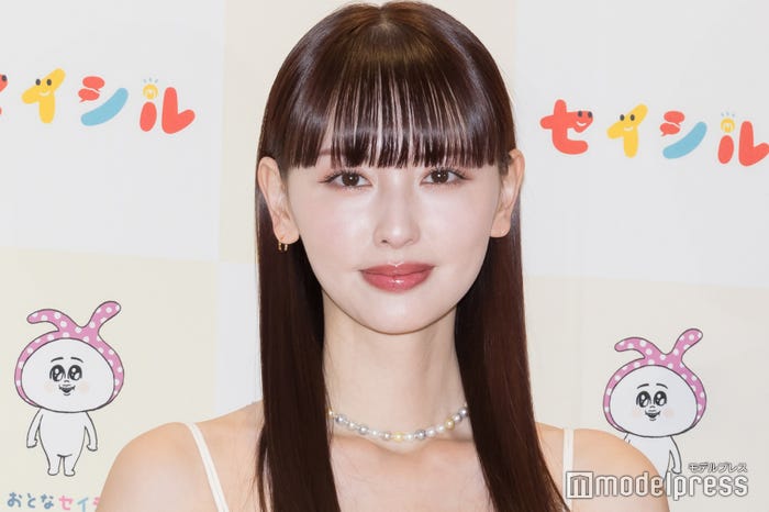 鈴木えみ(C)モデルプレス