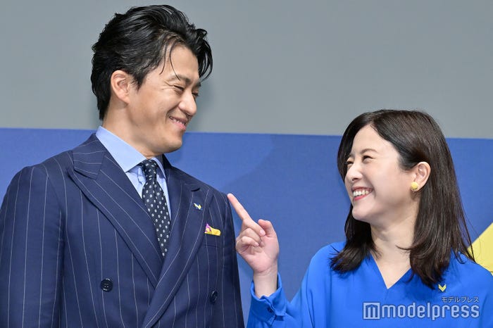 小栗旬、吉高由里子(C)モデルプレス