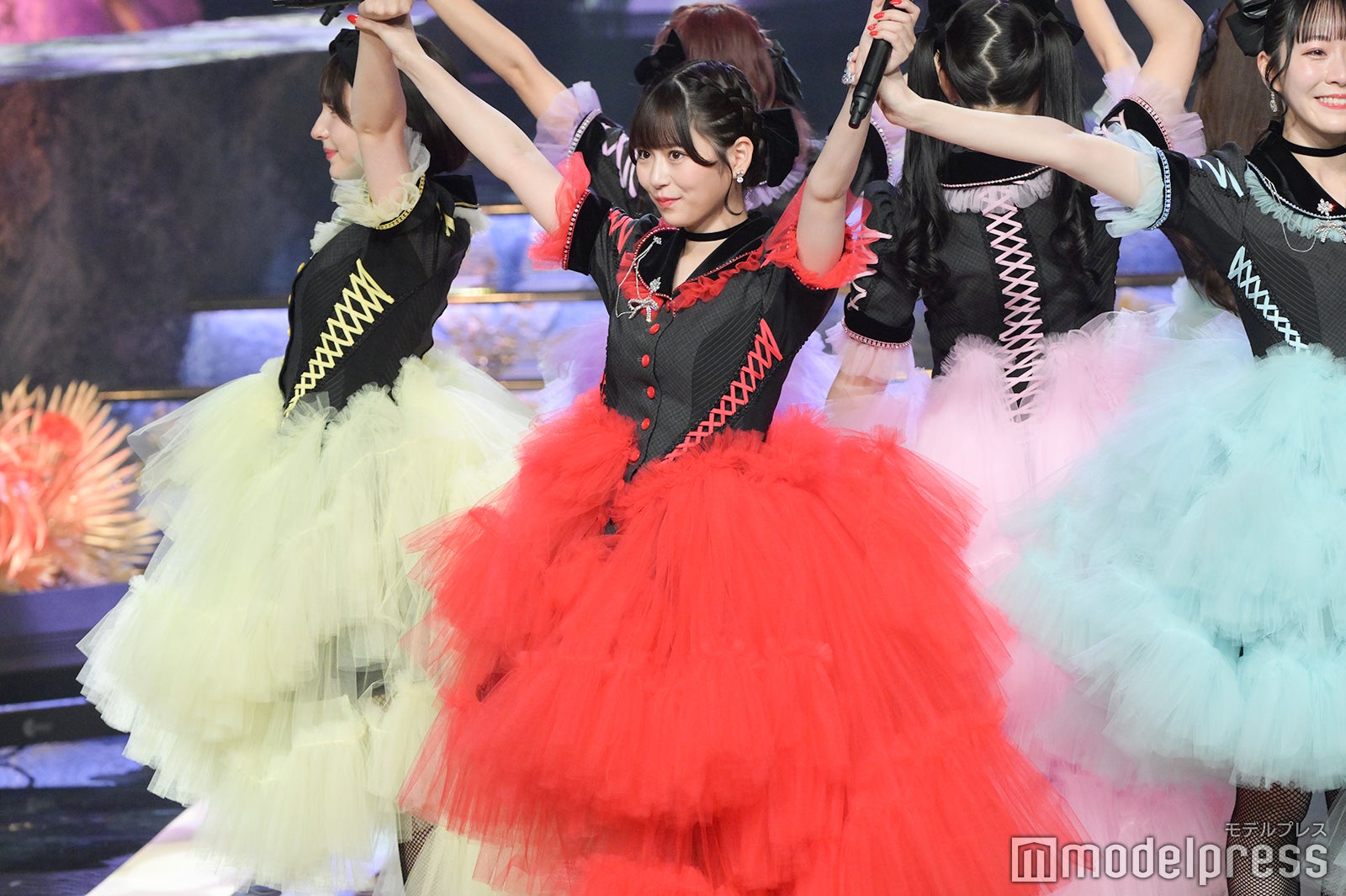 月足天音／FRUITS ZIPPER（C）モデルプレス