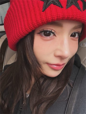 「緊張して眠れなかった」浜崎あゆみ、リハ初日報告に反響「赤い帽子、めっちゃ可愛い」