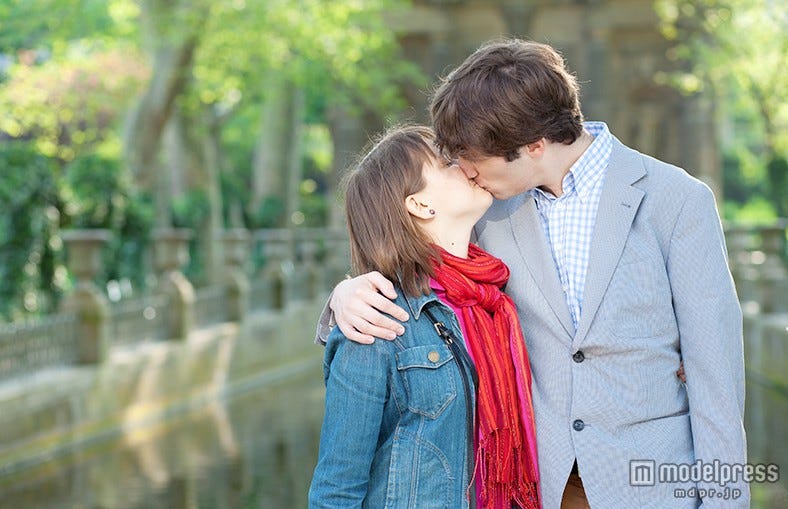 男性が彼女と行きたい旅行5つ