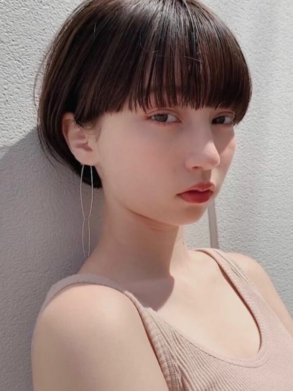 【2021春】トレンド前髪をチェック！大人女子に人気のおしゃれバングは？ モデルプレス