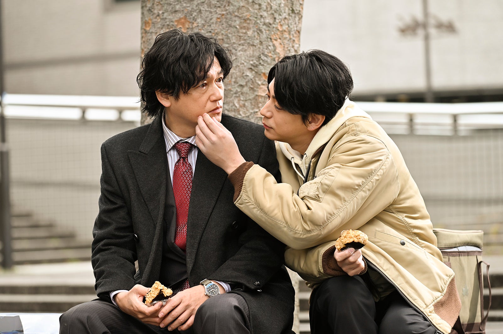 井浦新、三浦翔平「おっさんずラブ-リターンズ-」第8話（C）テレビ朝日