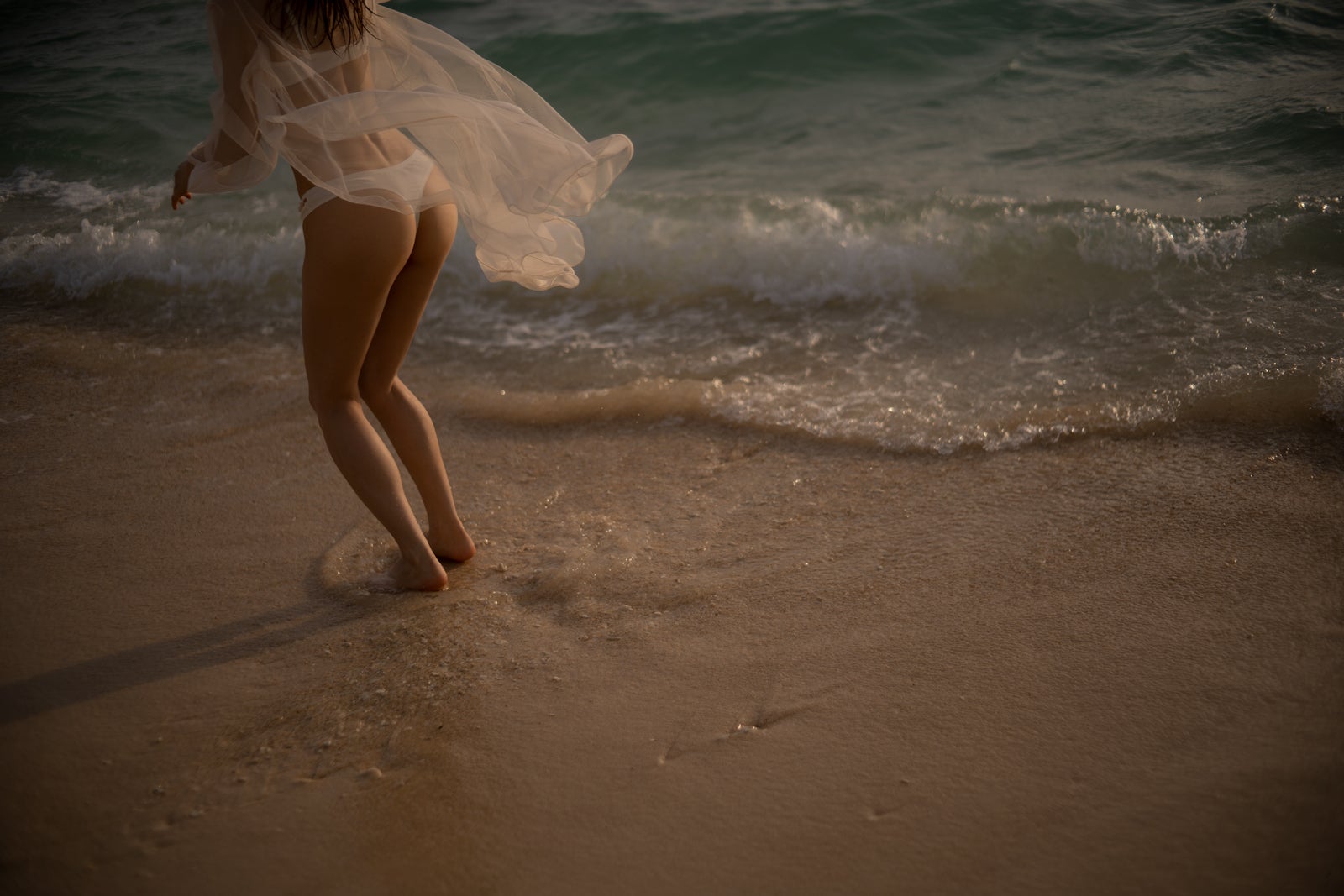 松本まりか写真集「MM」／マガジンハウス（C）中村和孝