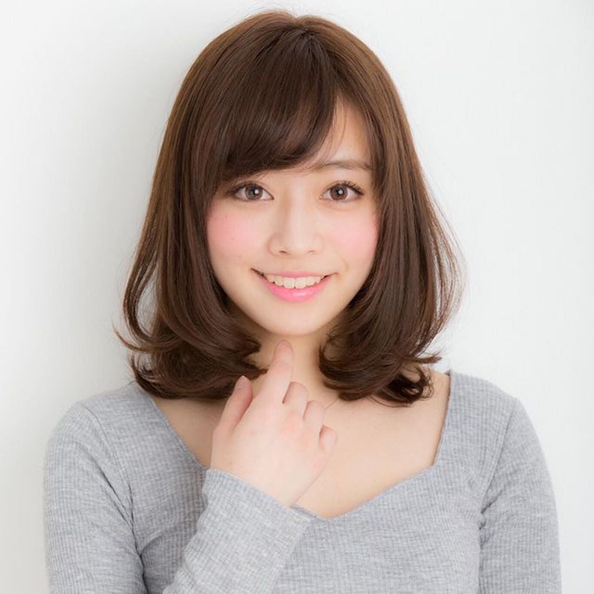 男性ウケ抜群 小顔見えも叶う激かわ 最旬ミディアムヘア モデルプレス 男性ウケ抜群 小顔見えも叶う激かわ 最旬ミディアムヘア モデルプレス