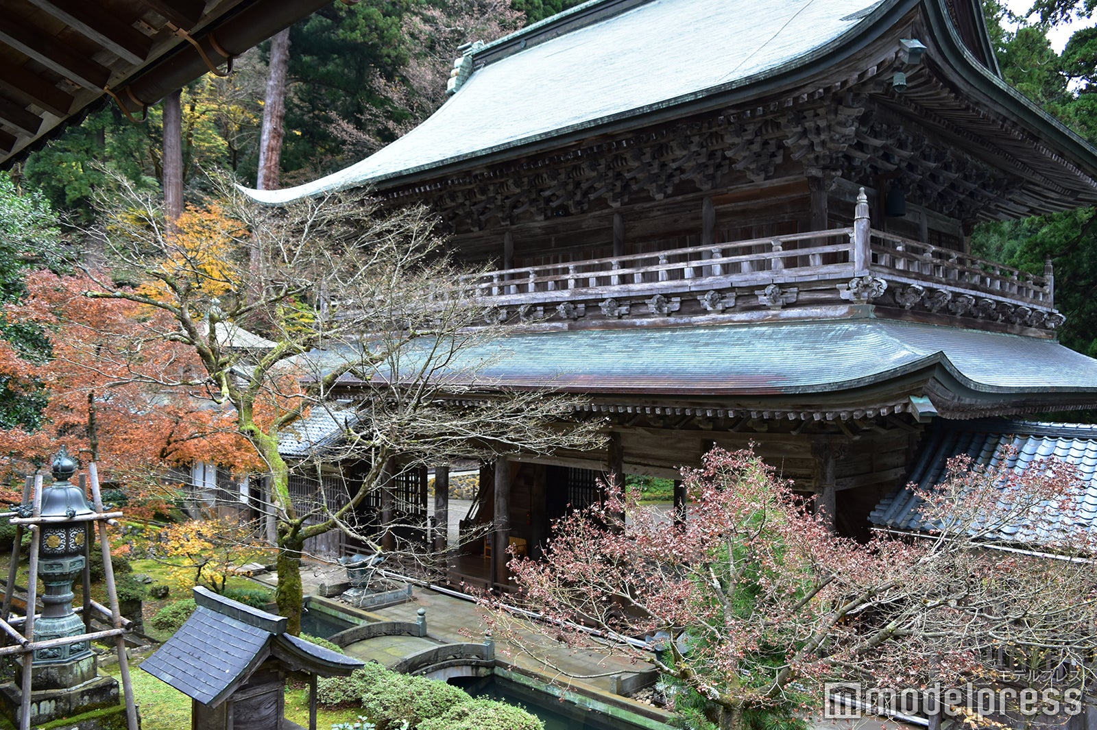 山の斜面に建てられた永平寺。坂道が続くので歩きやすい靴で参詣するのがオススメ（C）モデルプレス