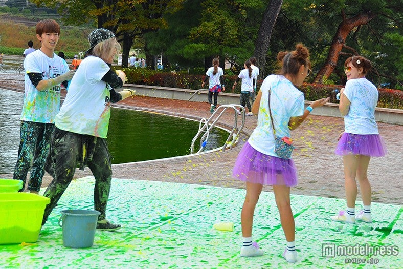 SEIBU RAILWAY PRESENTS COLOR GO ROUND