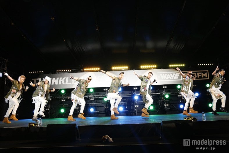 三代目JSB、「夜遊びしようぜ」 ファン大興奮の7人パフォーマンス披露