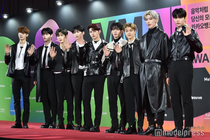 ZEROBASEONE(左から)キム・ギュビン、キム・ジウン、キム・テレ、ソン・ハンビン、ジャン・ハオ、ハン・ユジン、ソク・マシュー、リッキー、パク・ゴヌク(C)モデルプレス