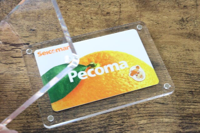 マグネットスタンド（カード用）　使用例