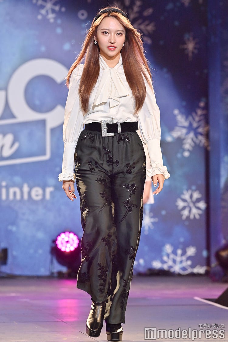 画像9 13 Girls Planet 999 桑原彩菜 久保玲奈ら5名が秋冬コーデでランウェイ 今後の活動明かす Tgc Teen 21 Winter モデルプレス