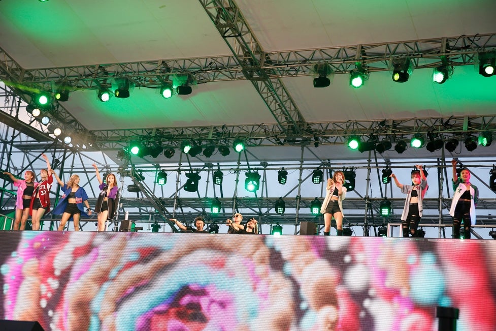 Happiness／PHOTO：山内洋枝