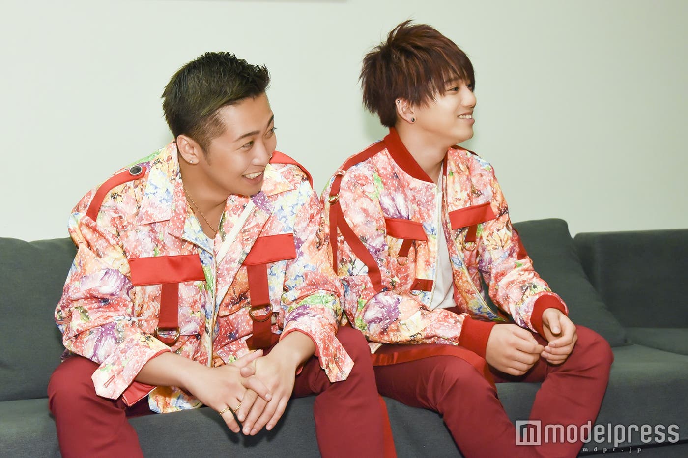 (左から)大野、花村(C)モデルプレス