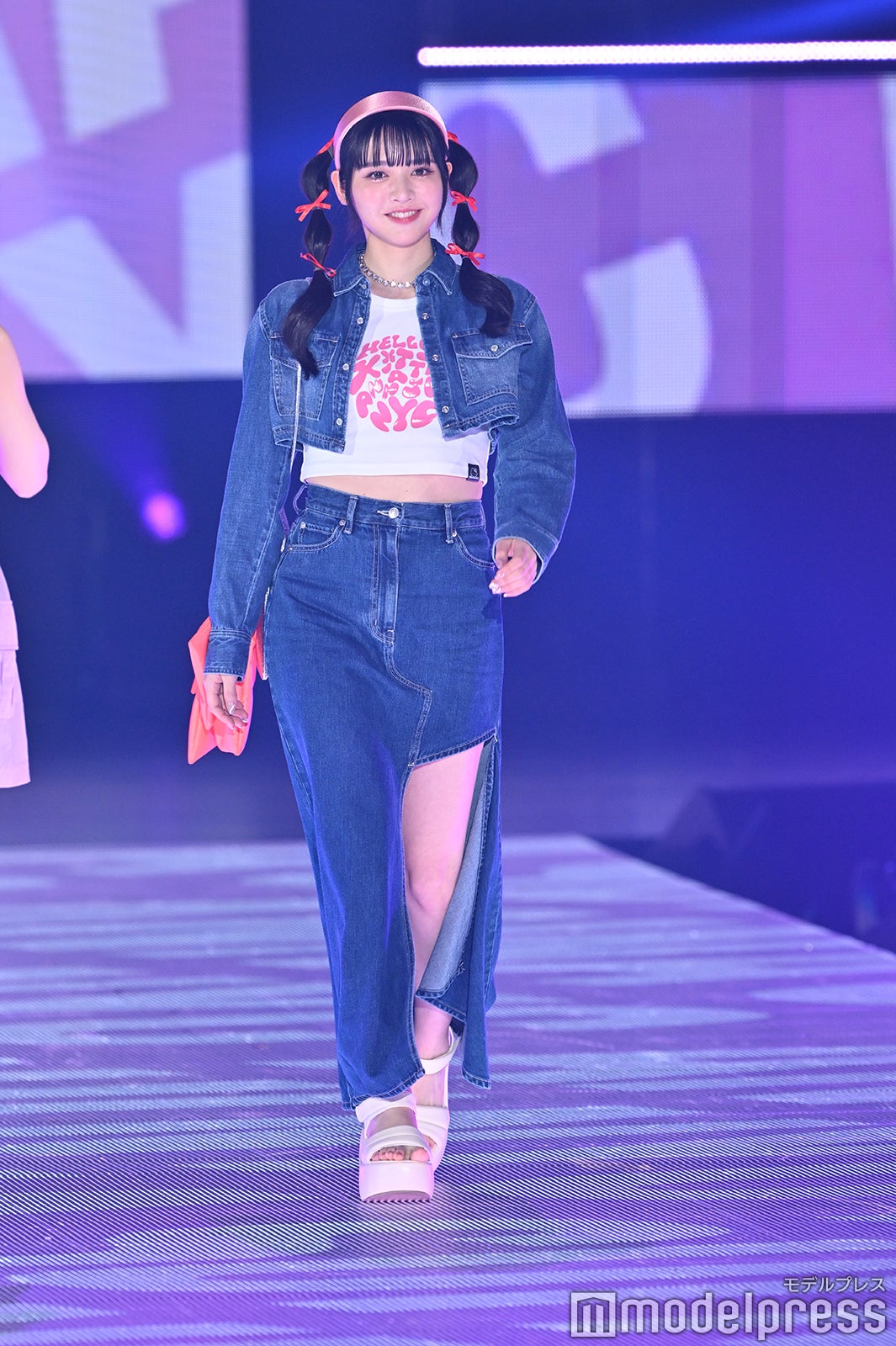 （C）モデルプレス