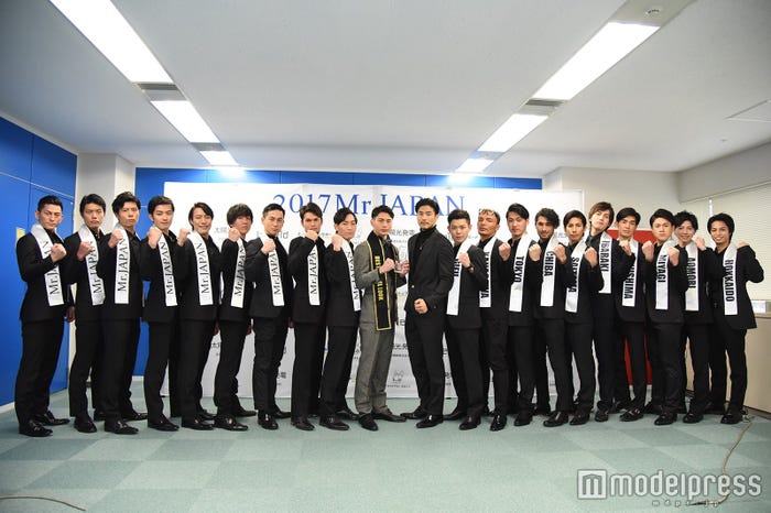 「2017ミスター・ジャパン」ファイナリスト&鈴木貴之・山岸将也 (C)モデルプレス