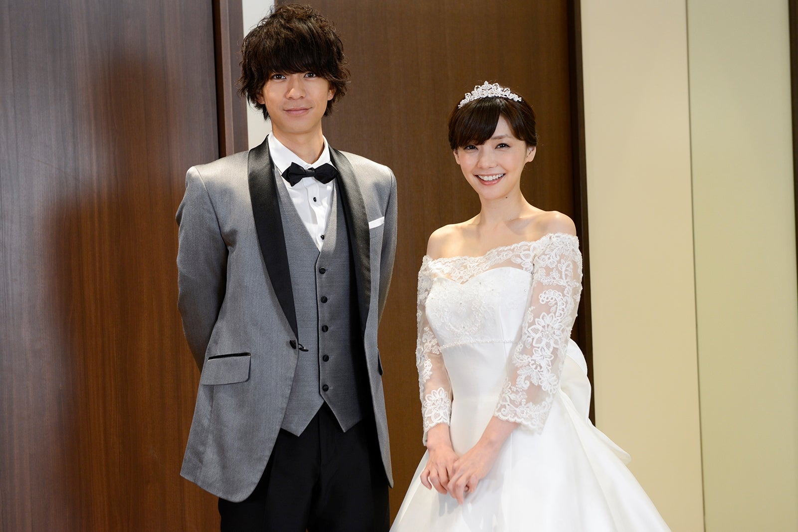 （左から）三浦翔平、倉科カナ（C）テレビ朝日