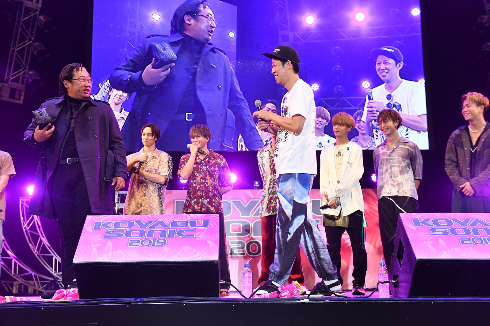 FANTASTICS from EXILE TRIBE、小籔千豊、秋山竜次／「コヤブソニック2019」の様子（提供写真）