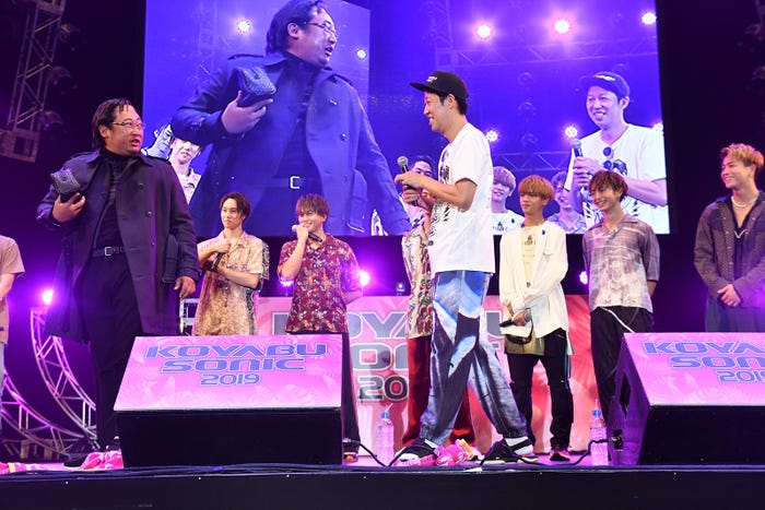 FANTASTICS from EXILE TRIBE、小籔千豊、秋山竜次/「コヤブソニック2019」の様子(提供写真)