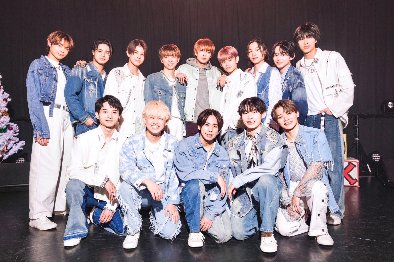 後列左から：ユウタ、リョウ、コウスケ、加藤大悟、リオ、タロウ、リョウタロウ、リク、オオジュ
前列左から：ユウゴ、コウヘイ、トワ、ケンタ、ショウ（提供写真）