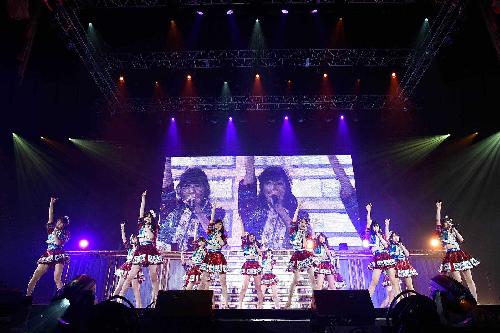 「AKB48グループ同時開催コンサートin横浜～今年はランクインできました祝賀会～」（C）AKS