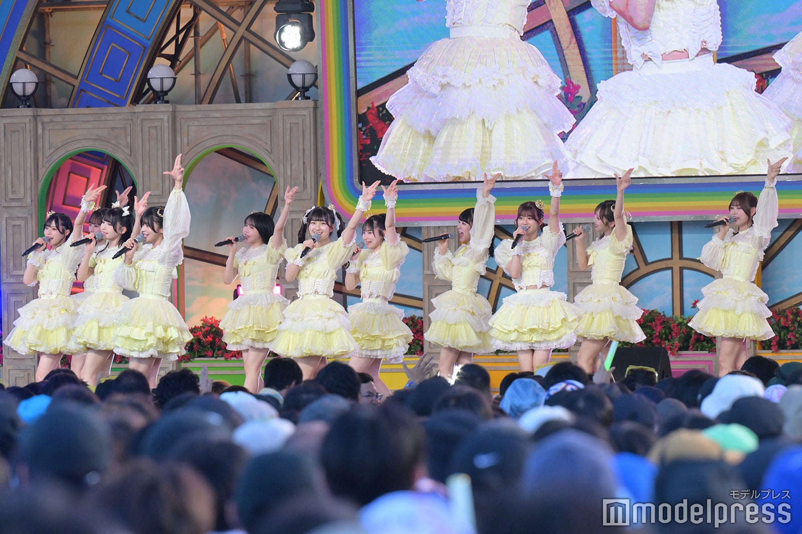 ≒JOY（C）モデルプレス